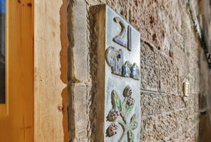  Photo 33