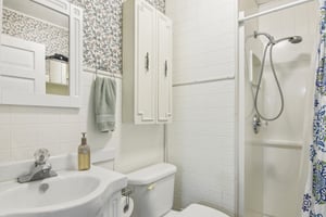 Henry Dr-03042025-024.jpg