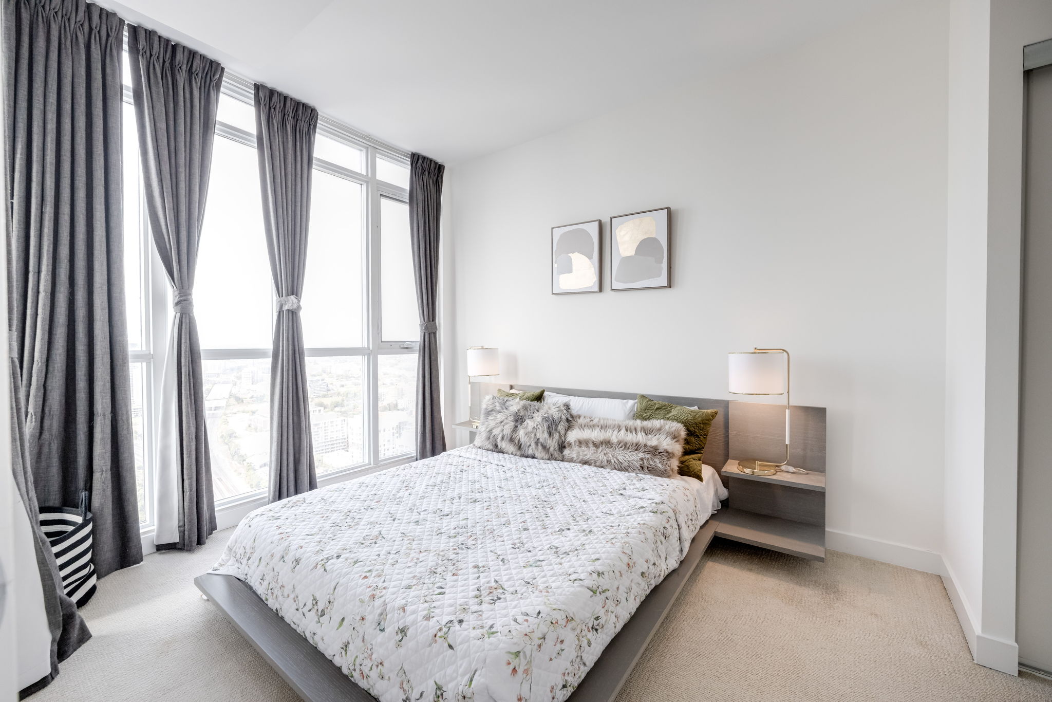 Toronto property showcase — delivered property photograph 13