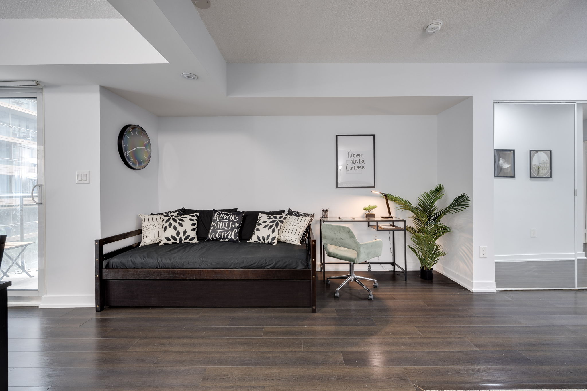 Toronto property showcase — delivered property photograph 11