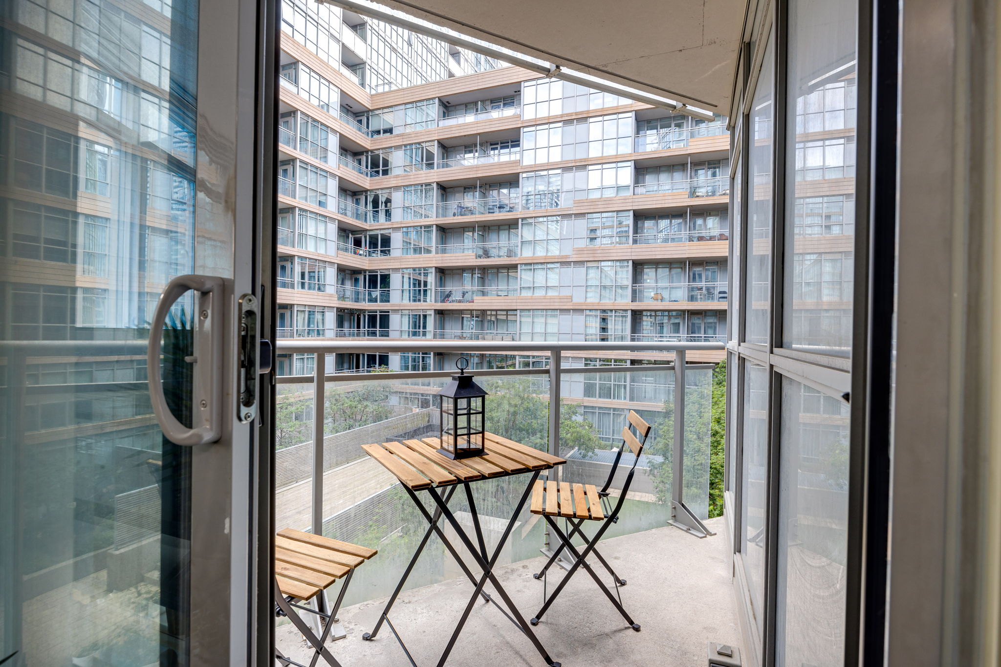 Toronto property showcase — delivered property photograph 27