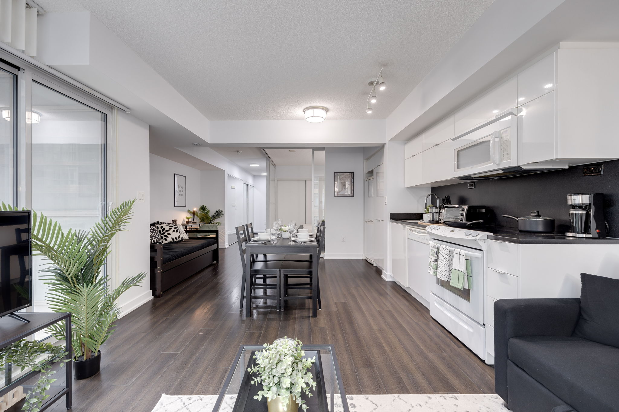 Toronto property showcase — delivered property photograph 4