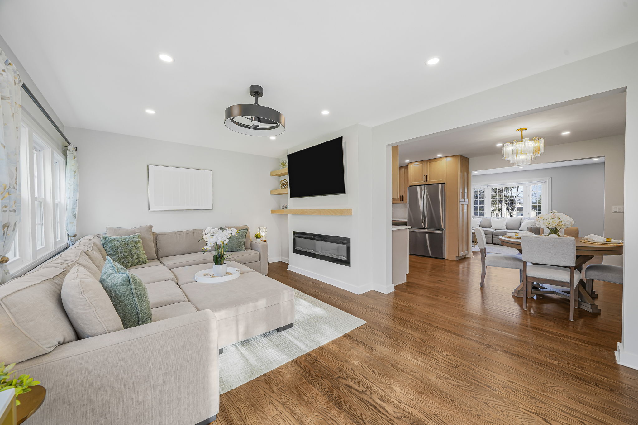Family Room/Sunroom with Electric Fireplace