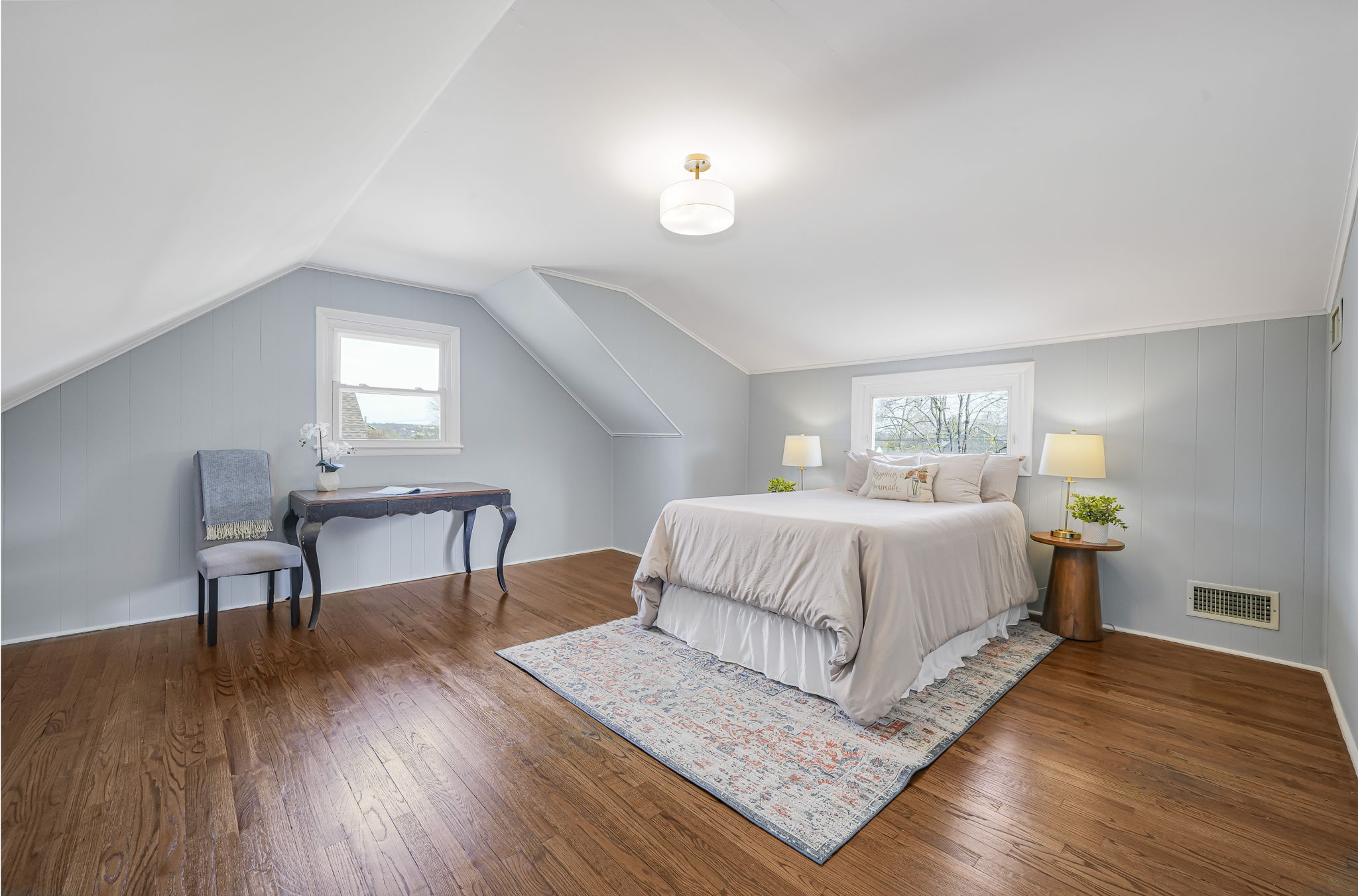 4th Bedroom- 2nd floor