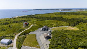 Photo 0