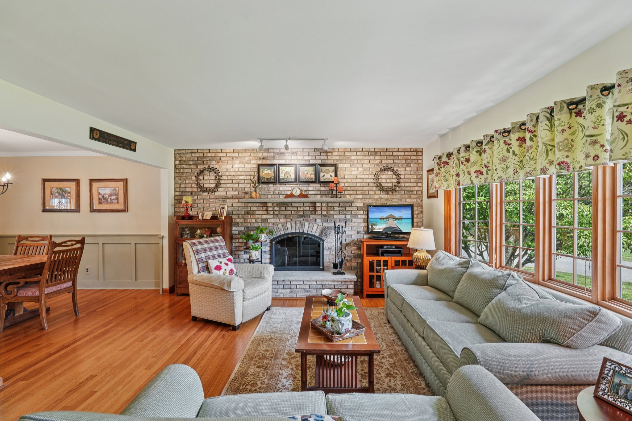 Linden Ct-S2908-013.jpg