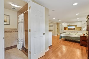 Linden Ct-S2908-046.jpg