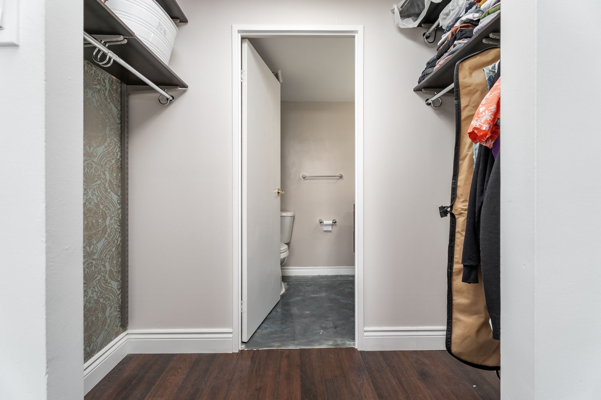 Primary Bedroom Closet