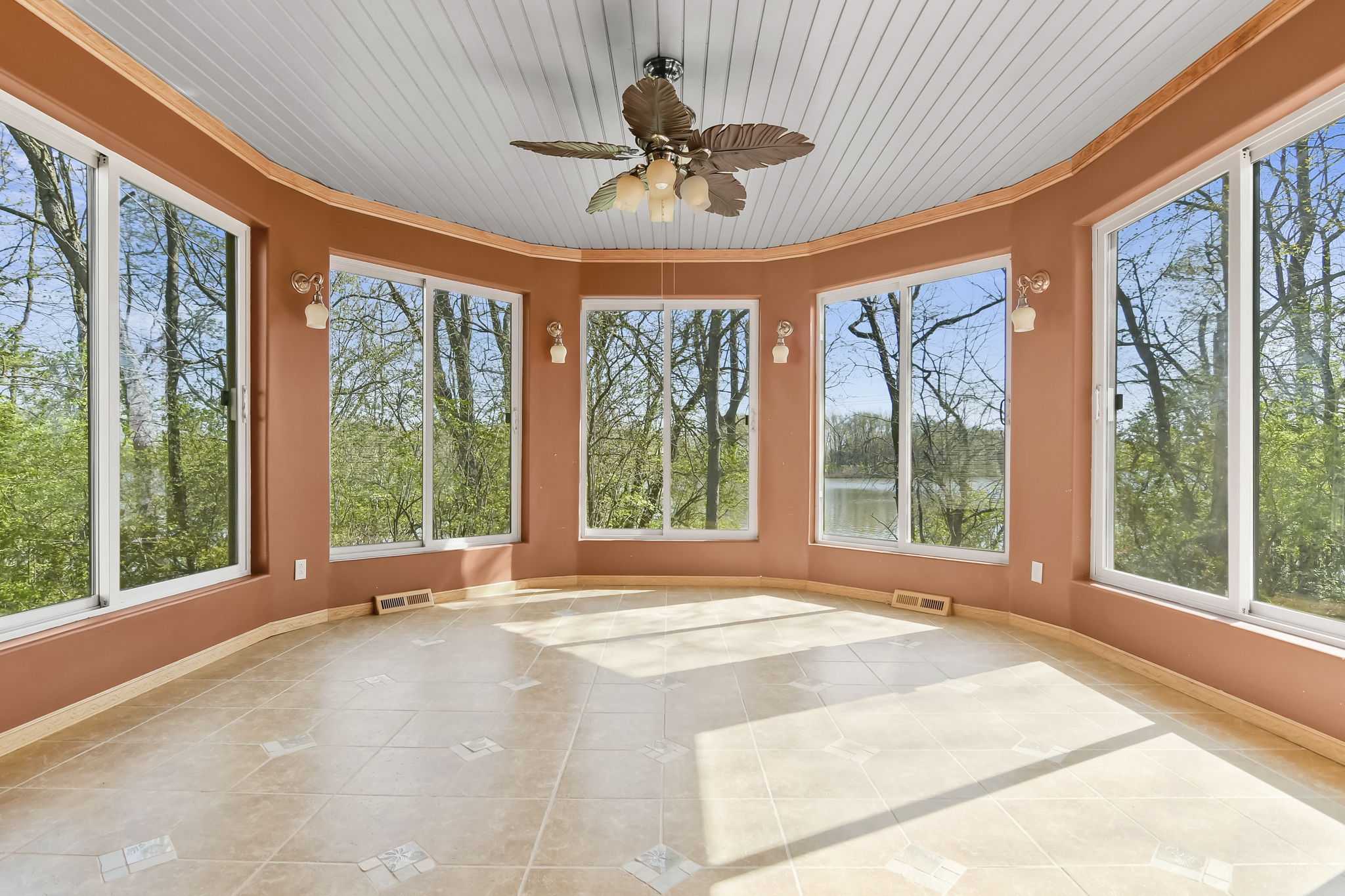 21 Meadow Ln, Tovey, IL 62570 Design Eyes Photography