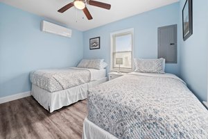 21 Meadow Pond Rd, Hampton, NH 03842, USA Photo 3