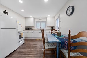 21 Meadow Pond Rd, Hampton, NH 03842, USA Photo 12