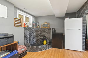  Photo 40
