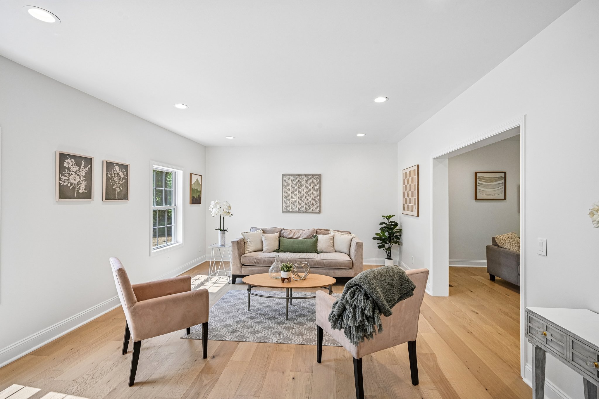 Montana Ave-S2504-007.jpg