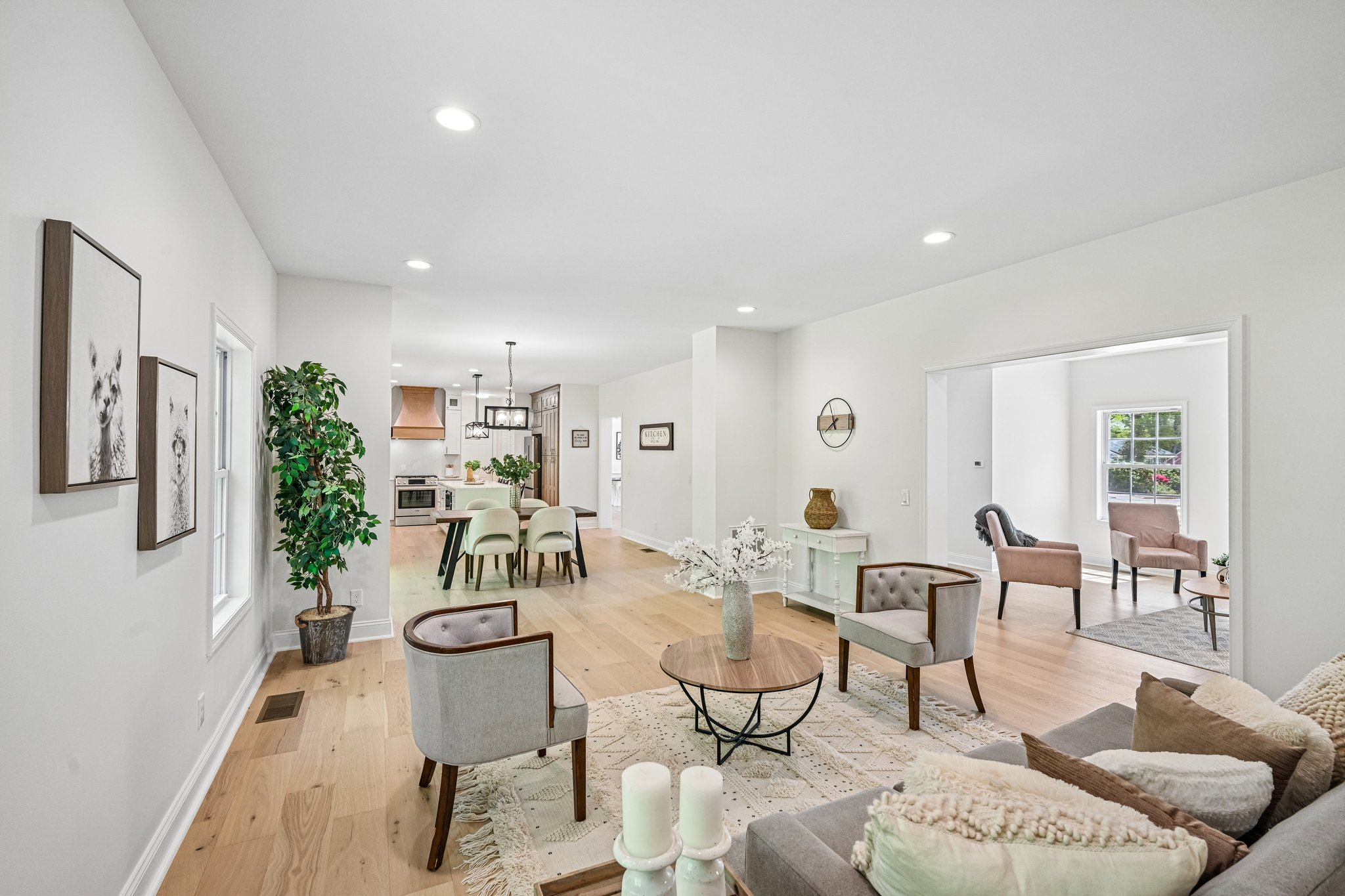 Montana Ave-S2504-010.jpg