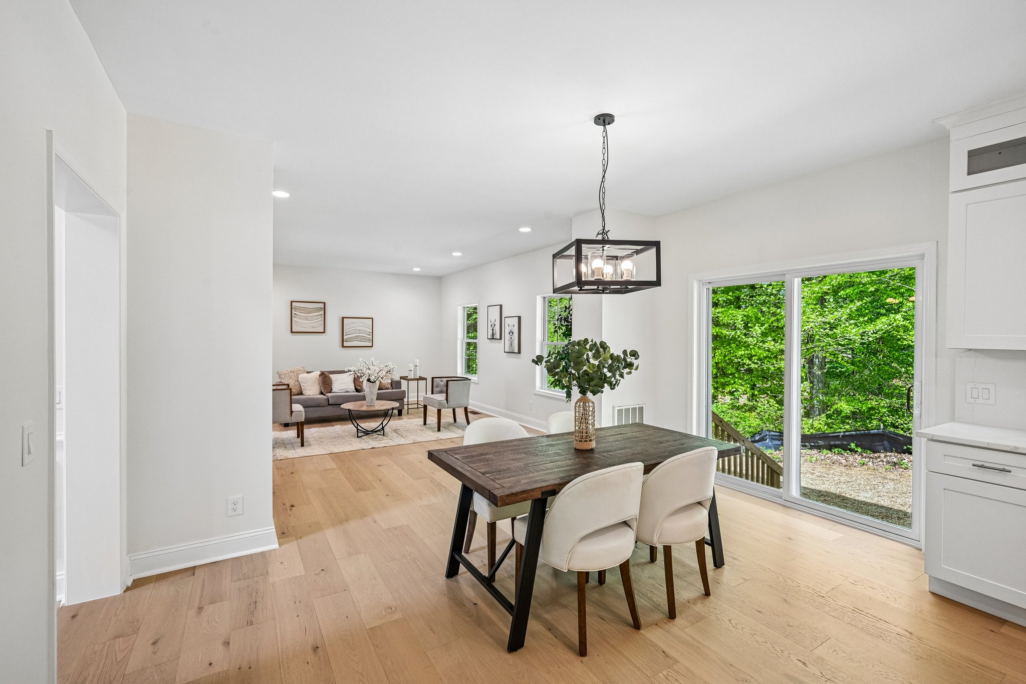 Montana Ave-S2504-013.jpg