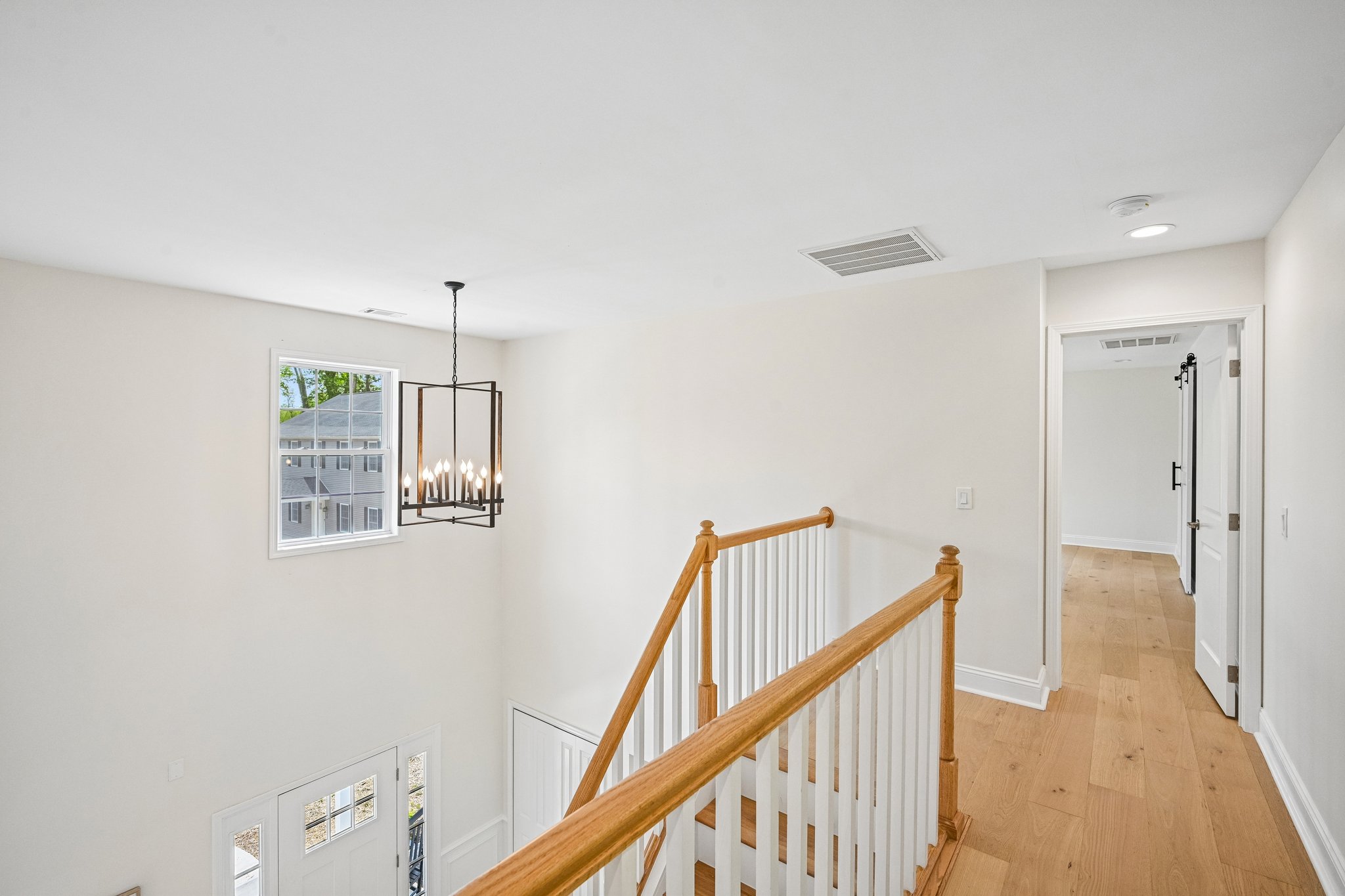 Montana Ave-S2504-020.jpg