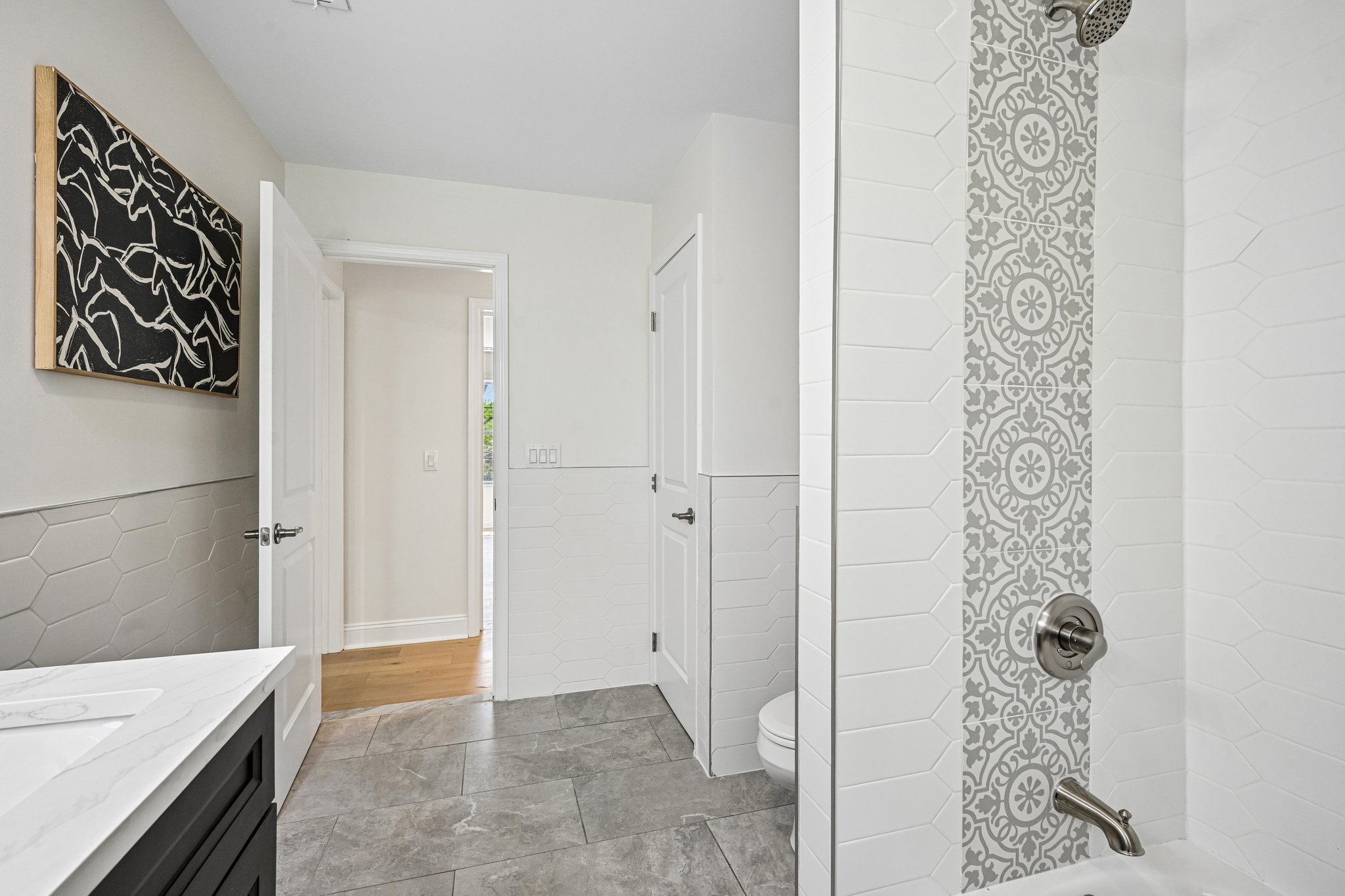 Montana Ave-S2504-027.jpg