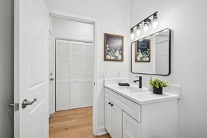 Montana Ave-S2504-019.jpg