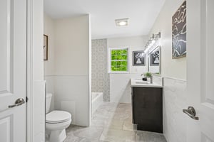 Montana Ave-S2504-025.jpg