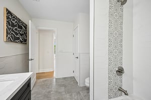 Montana Ave-S2504-027.jpg