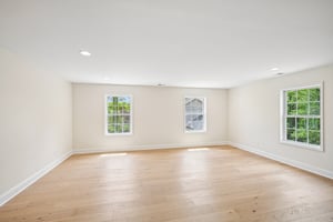 Montana Ave-S2504-030.jpg