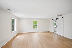 Montana Ave-S2504-032.jpg