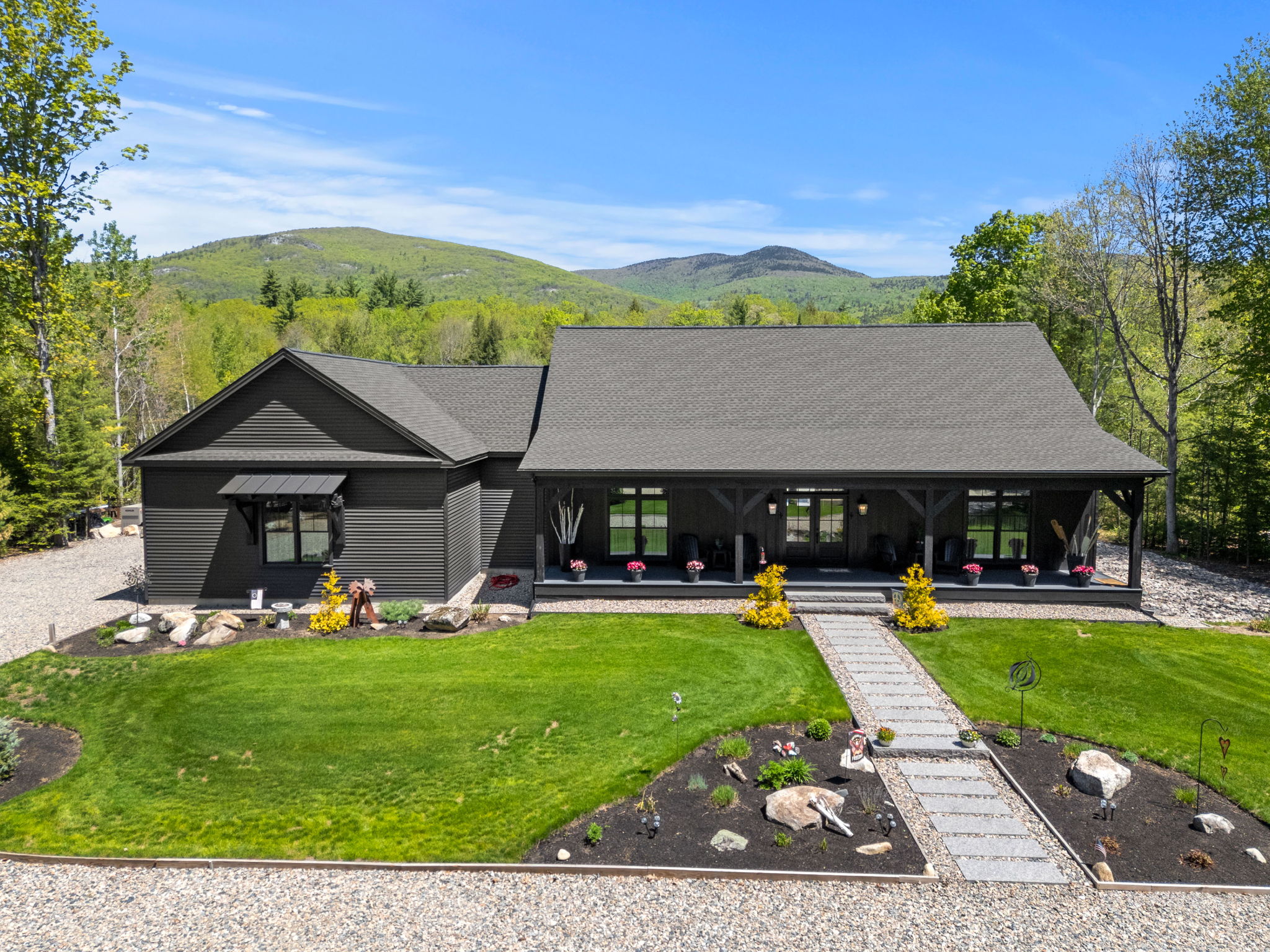 21 Mountain Shadows Dr, Moultonborough, NH 03254, USA Photo 3