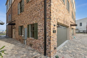 Unit 21 Entryway