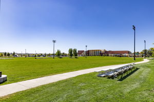  Photo 44