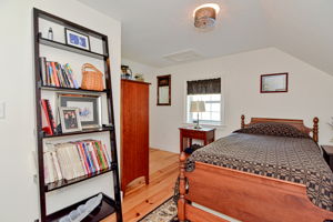  Photo 44