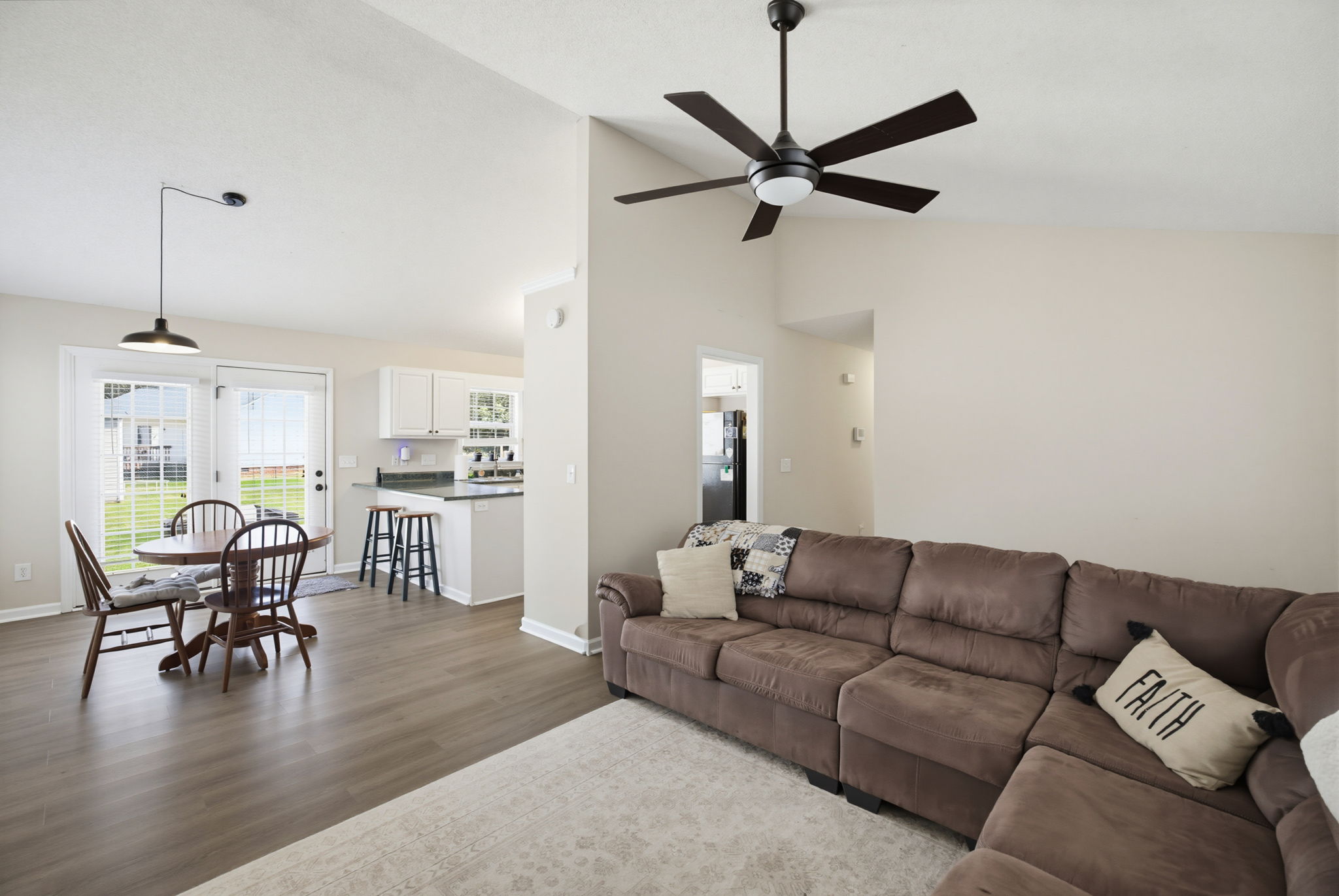 21 Oak Meadow Ln-9