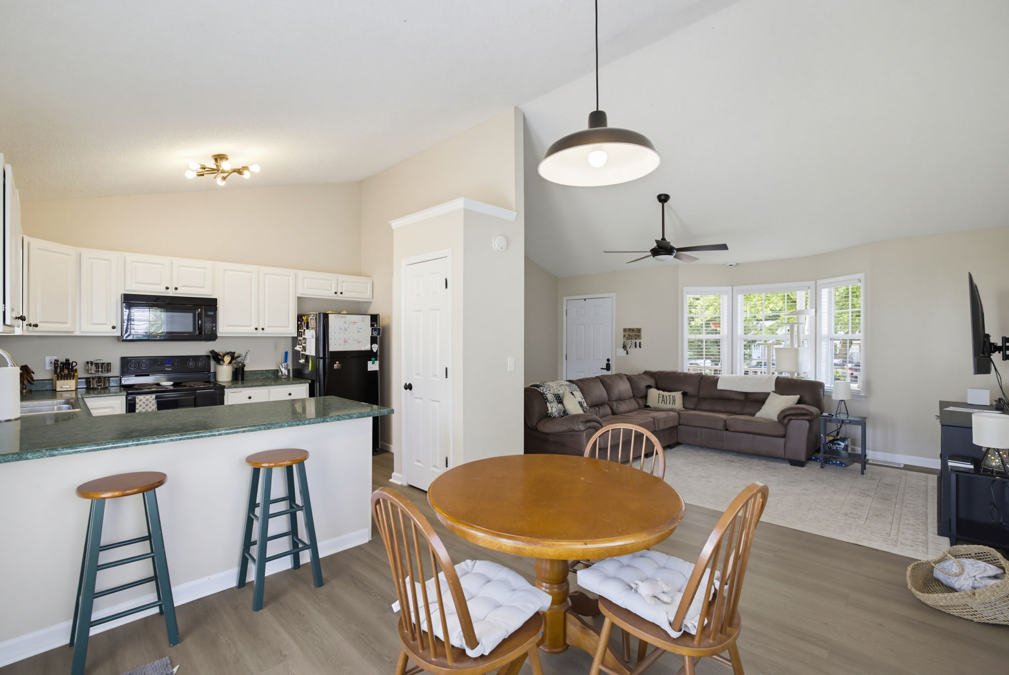 21 Oak Meadow Ln-11
