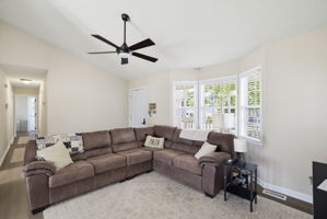 21 Oak Meadow Ln-8