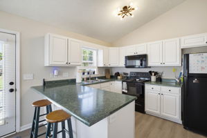 21 Oak Meadow Ln-13