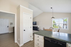 21 Oak Meadow Ln-16