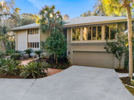 A home where beautiful design ...