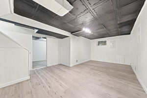  Photo 49