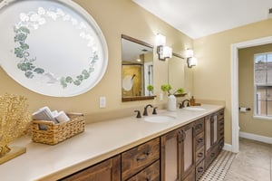 Ridgetop Way-S1006-034.jpg