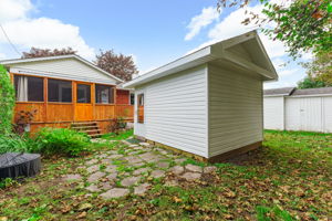  Photo 48