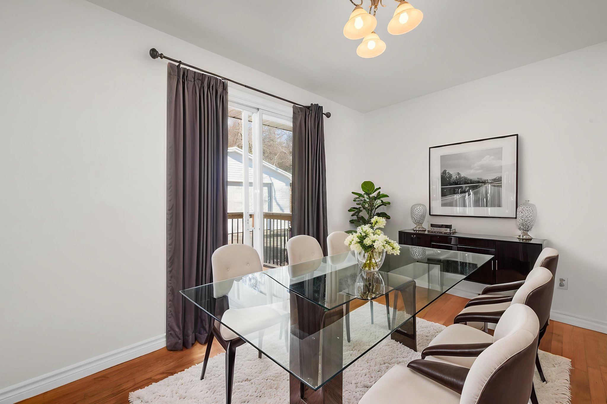 BAS_1075 virtually staged.jpeg