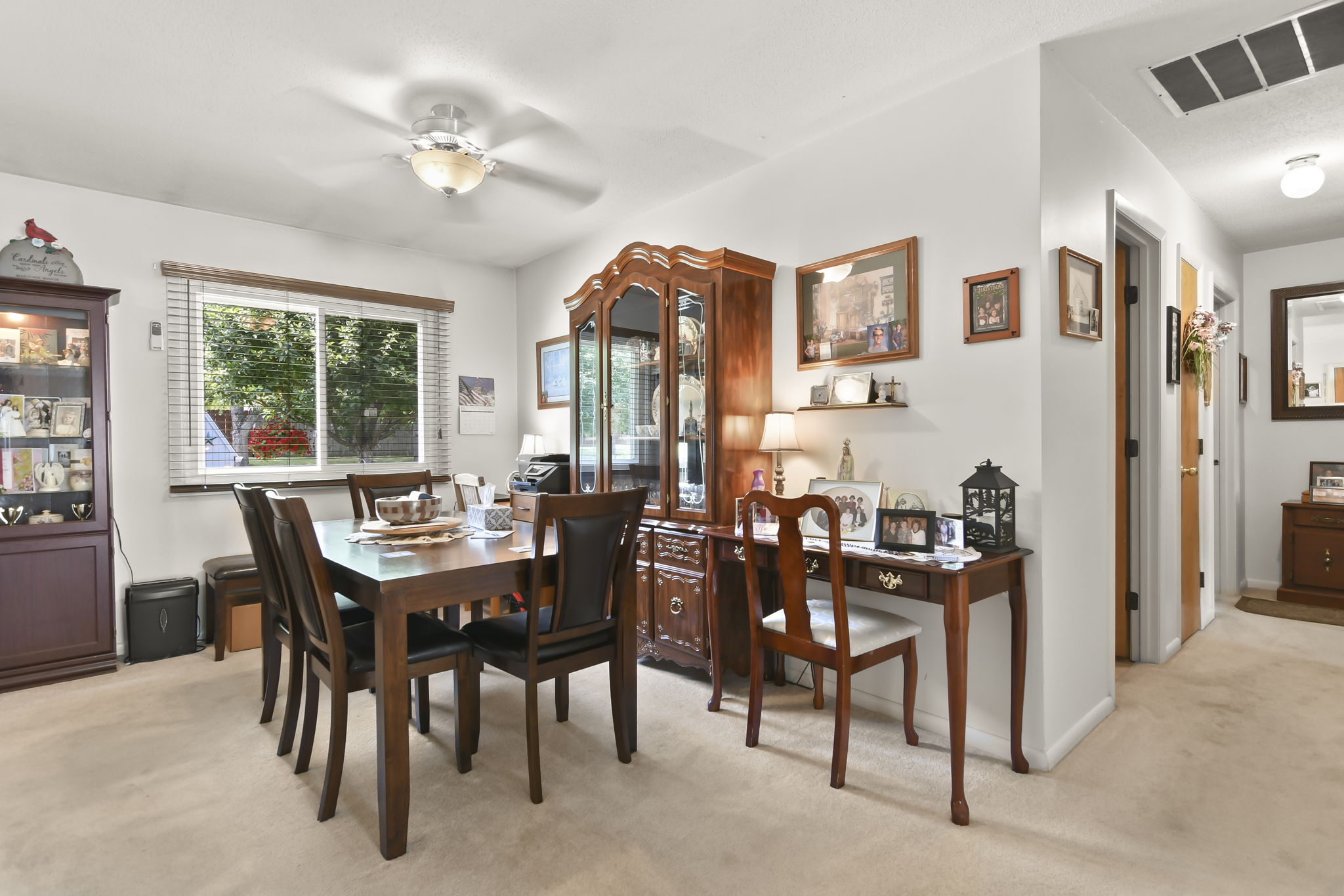 21 Timbercrest Dr, Sherman, IL 62684 Design Eyes Photography