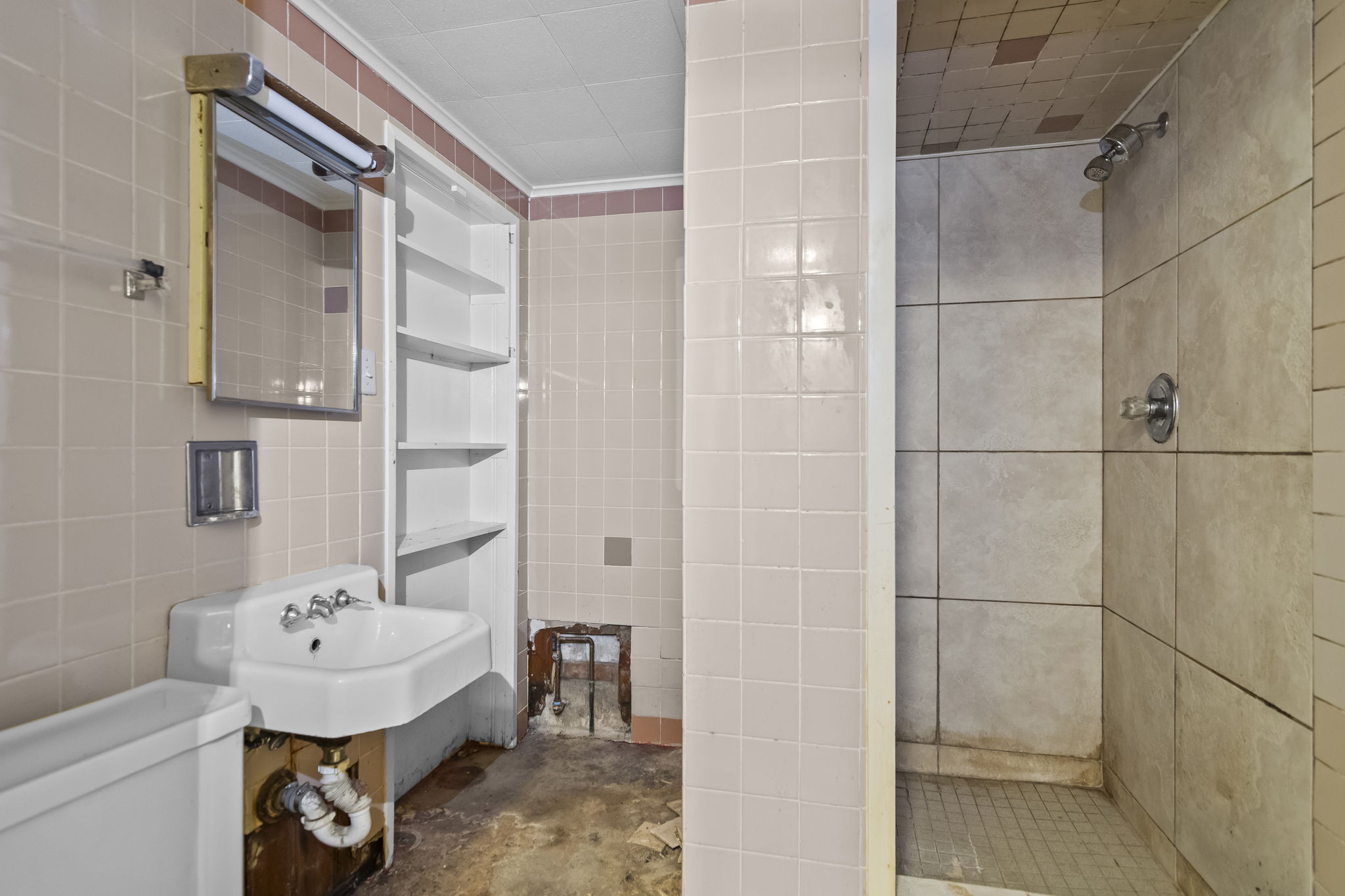 Lower Bath