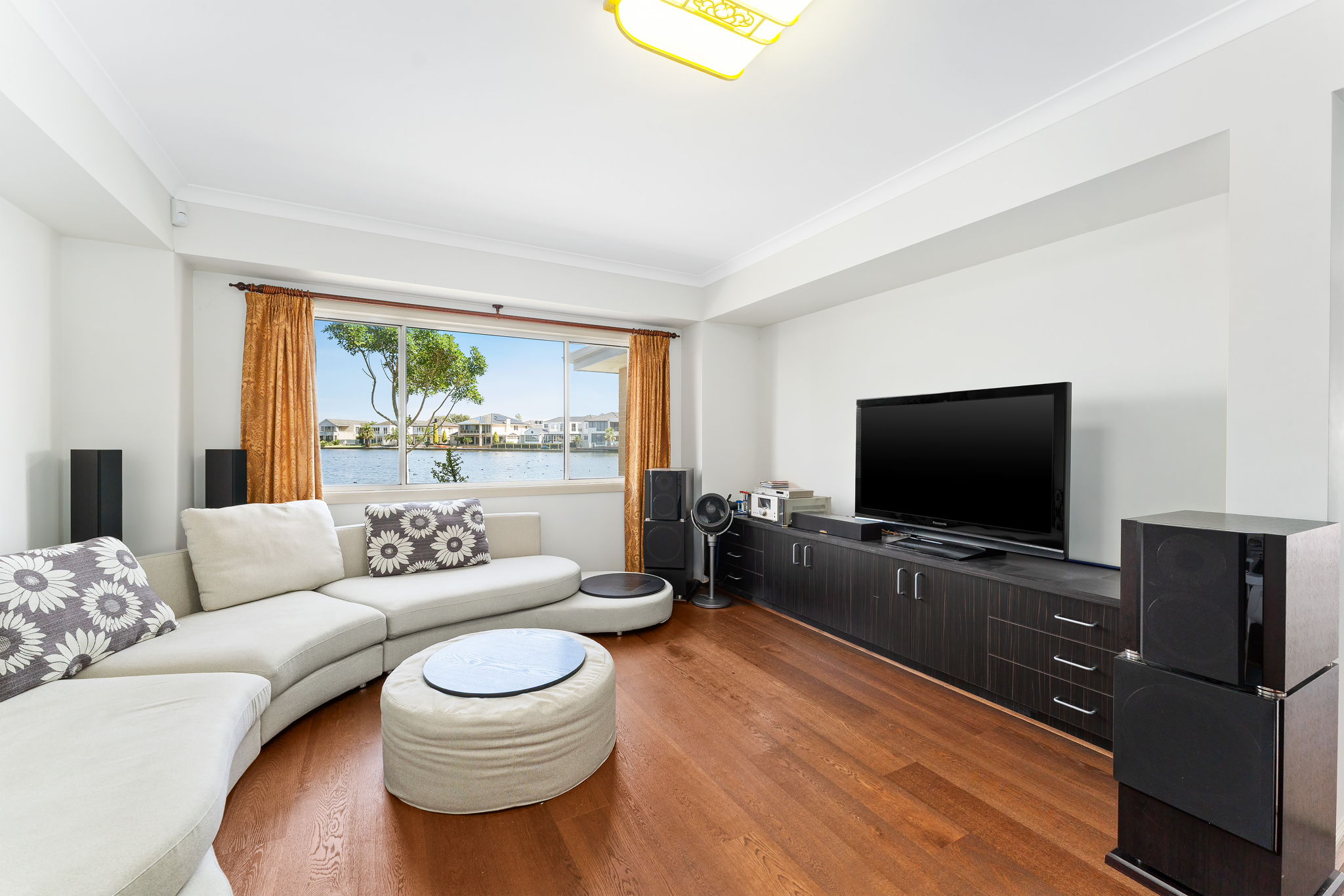 1217_21WatersedgeCove011