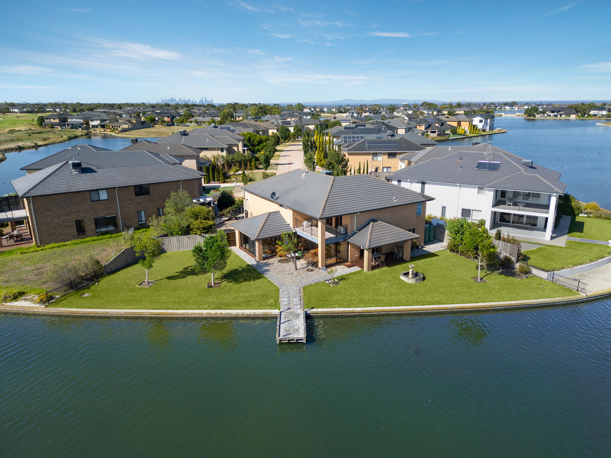 1217_21WatersedgeCoveDrone296
