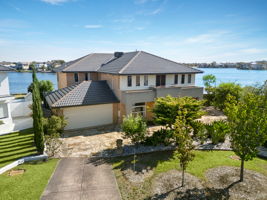 1217_21WatersedgeCoveDrone290
