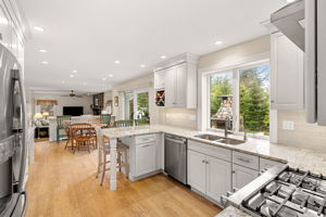 21 Windward Dr, Newburyport, MA 01950, USA Photo 11