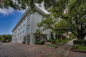 Front Exterior1