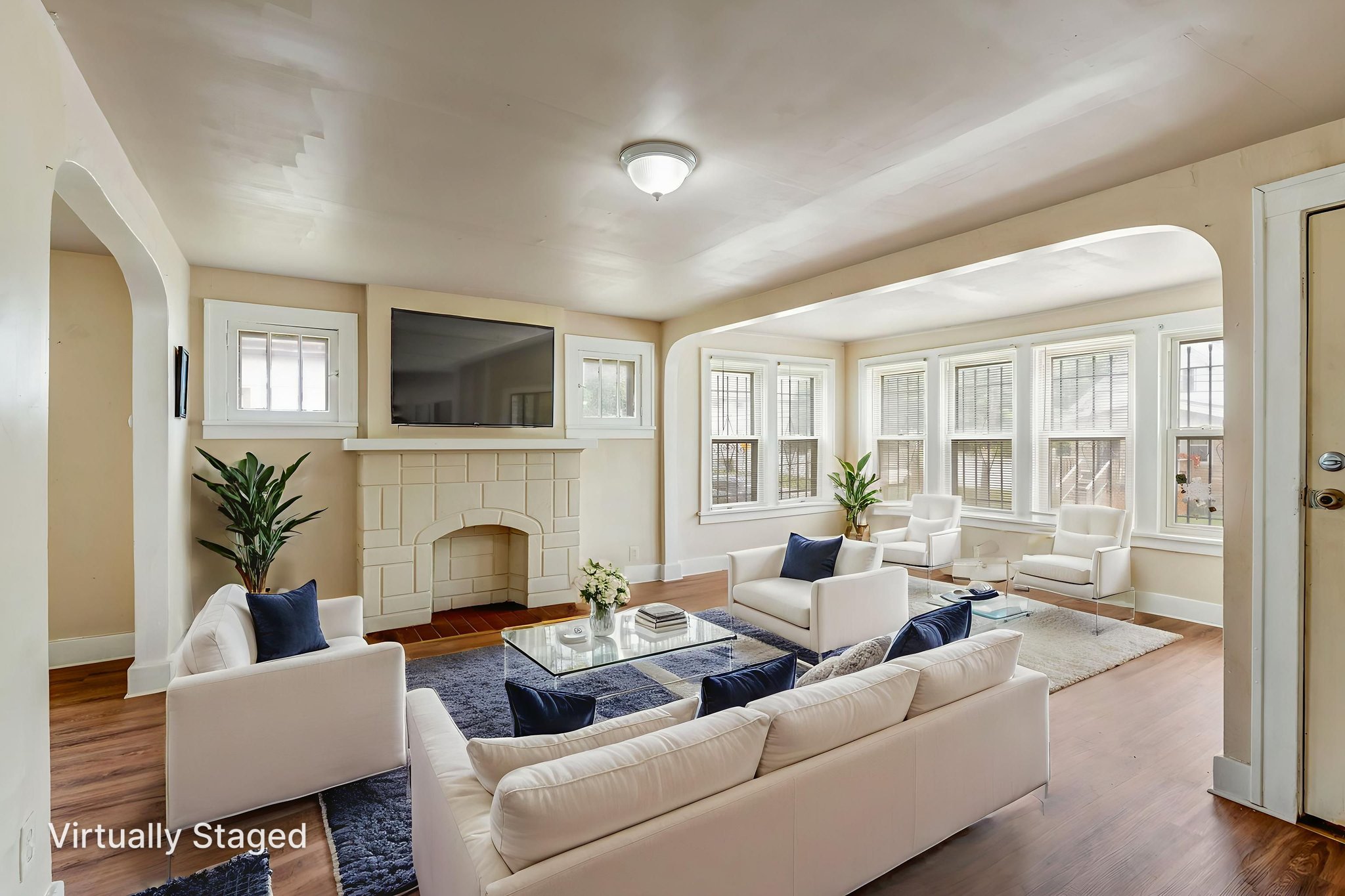 210-carl-5 virtually staged.jpeg