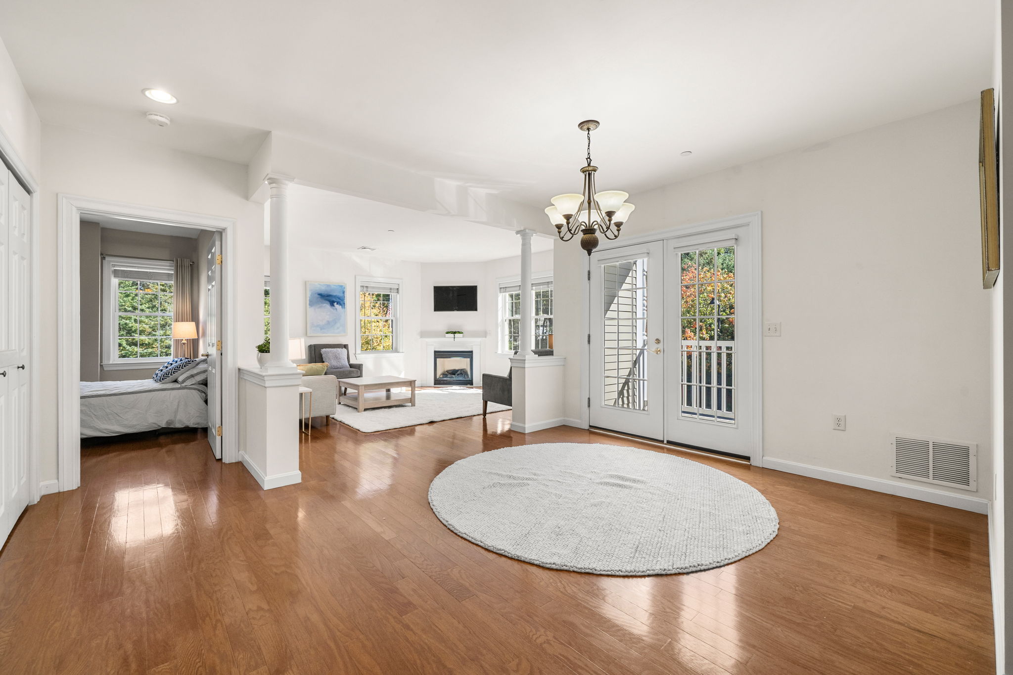 210 Chickering Rd, North Andover, MA 01845, USA Photo 9
