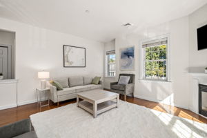 210 Chickering Rd, North Andover, MA 01845, USA Photo 3